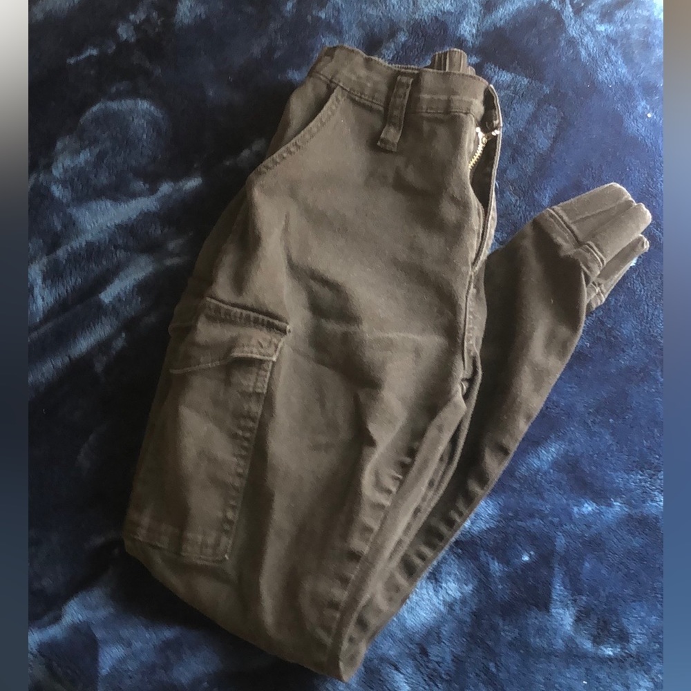 Rue 21 cargo jeans